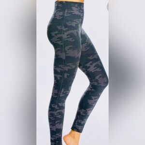 SPANX Dark Camouflage Leggings